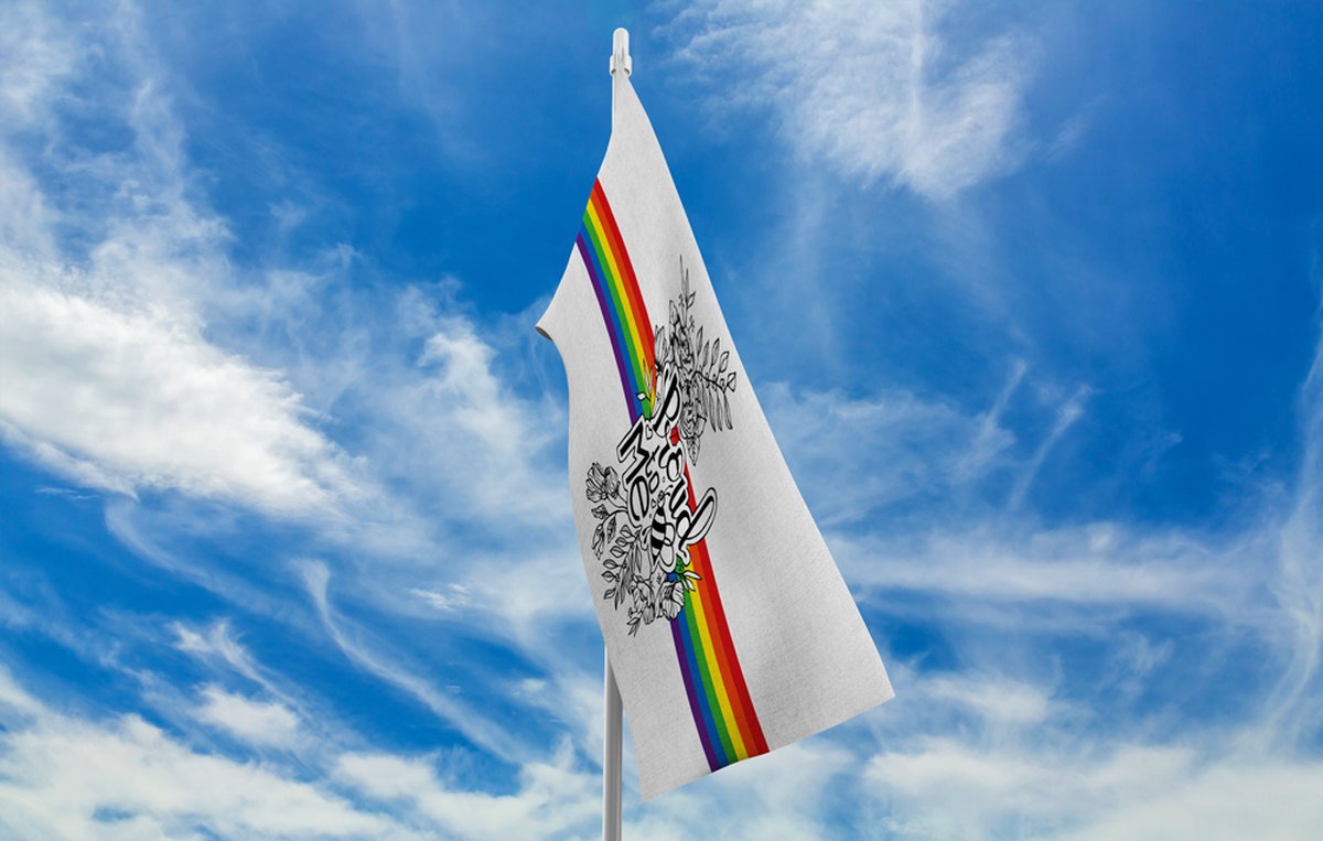 Gevelvlag Proud to be me | Regenboog | Pride